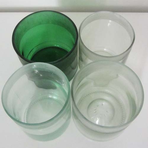 I was a bottle: Glas-Flaschen - Lampen und Leuchten, Laternen, Gläser, Vasen, Gefäße, Behälter und Schalen aus Glas, Gläser-Set: 4er-Set Gläser Multi Green White Satin, gemischtes 4er Gläser-Set aus Weiß- und Buntglas mit satinierten Rändern